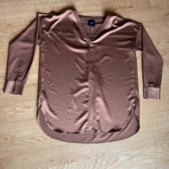 Lysse Tops - Lysse New York Satin V-Neck Long Sleeve Blouse Size XL Brown